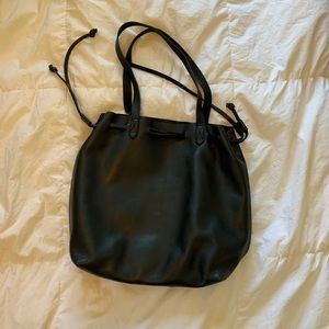madewell large bucket bag black